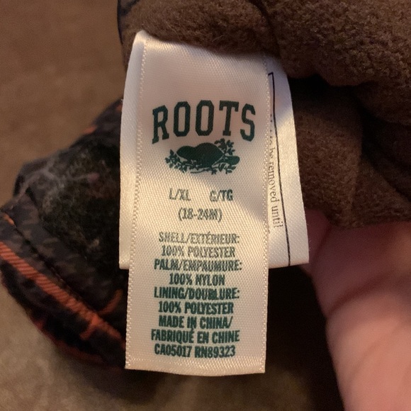 Roots mittens size 18-24 months - Picture 3 of 3